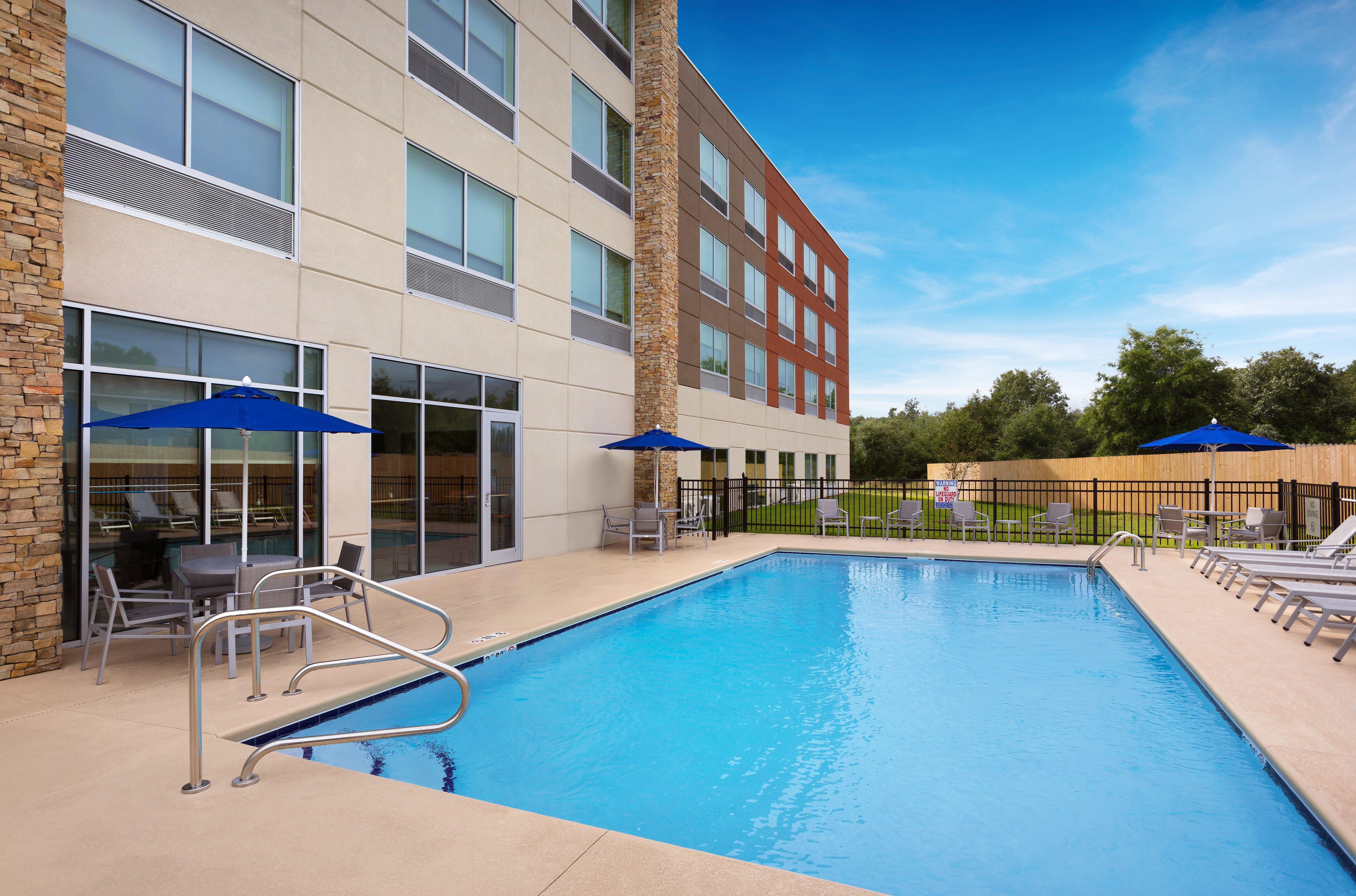 Holiday Inn Express - Lake Park, An Ihg Hotel מראה חיצוני תמונה