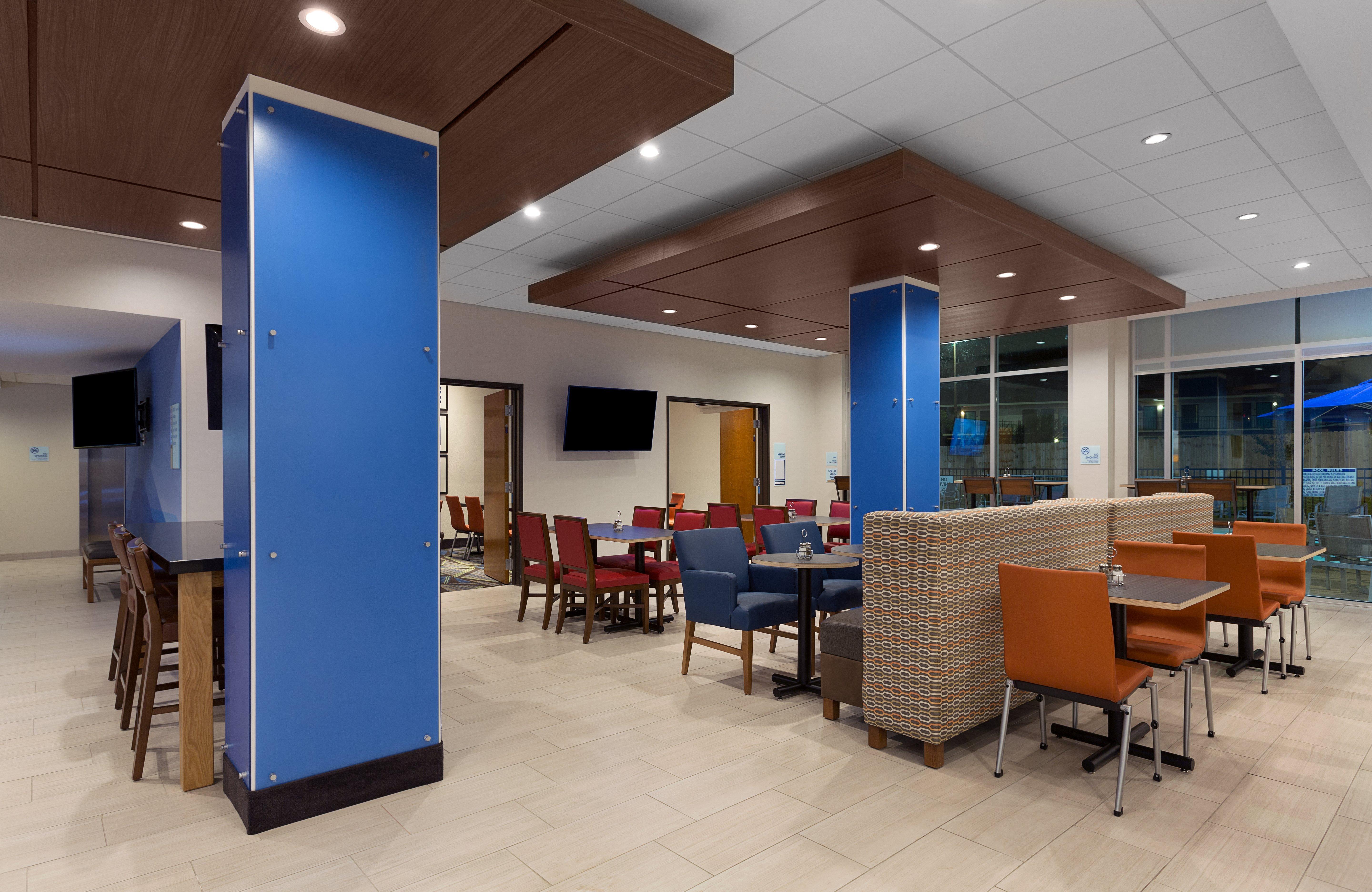 Holiday Inn Express - Lake Park, An Ihg Hotel מראה חיצוני תמונה